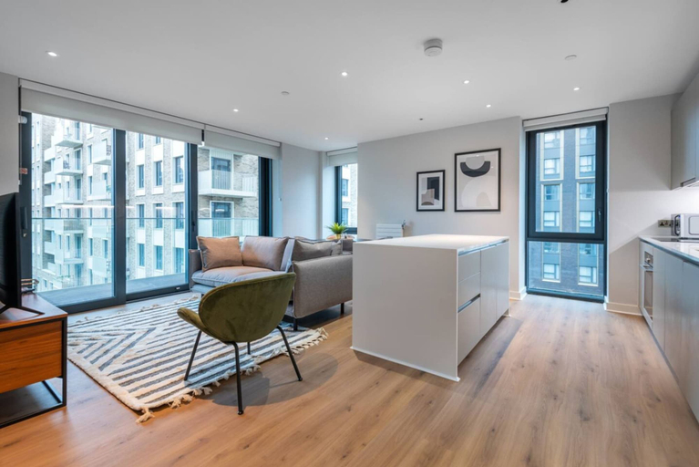 Room 5, Alto Apartment | Wembley Stadium, London