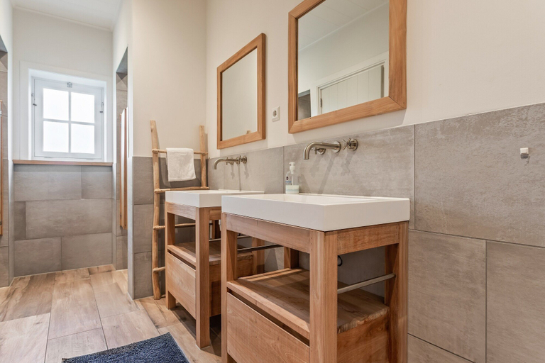 Bathroom, Holiday Home in Beemster by Windmill, Beemster