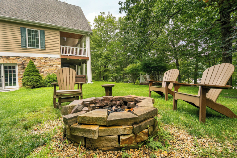 Others 4, A Lakefront Paradise by Taylor Made Deep Creek, Garrett
