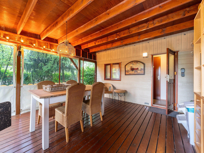 Others 4, Pleasing Chalet in Stegeren near Forest, Ommen