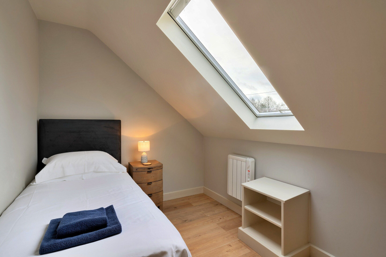 Room 4, Cottage in England Forest With Private Garden, Warwickshire