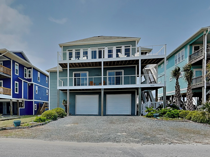 Exterior & Views 1, Nice Catch by Topsail Realty, Pender