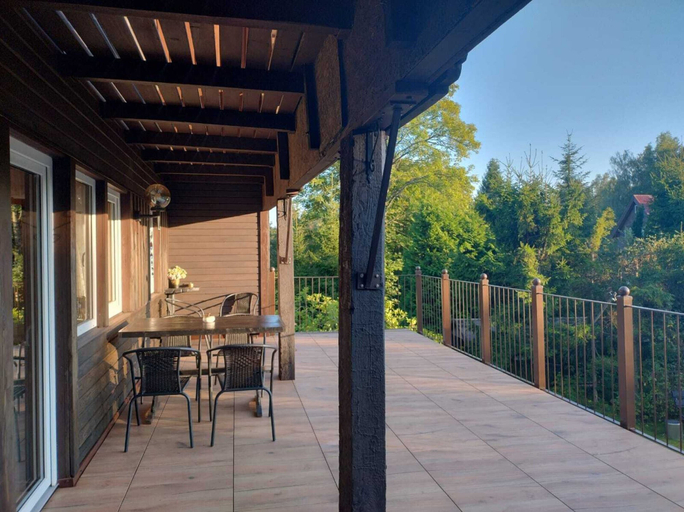 Balcony 3, Half of a Holiday Home, Large Garden, Terrace, Kartuzy