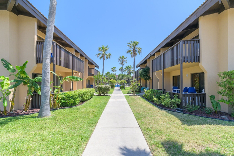 Property grounds 3, Tiki 242 - Tropical Paradise W/ Partial Beach View 1 Bedroom Condo, Cameron