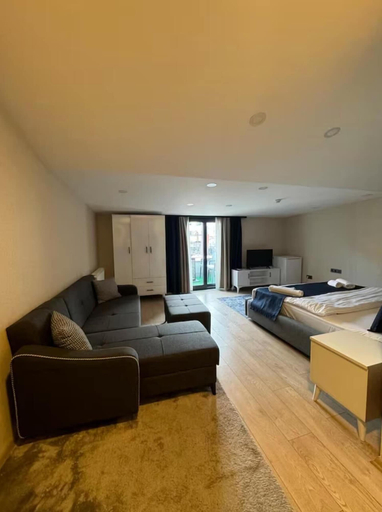 Bedroom 4, The Business Class Suit, Beyoğlu