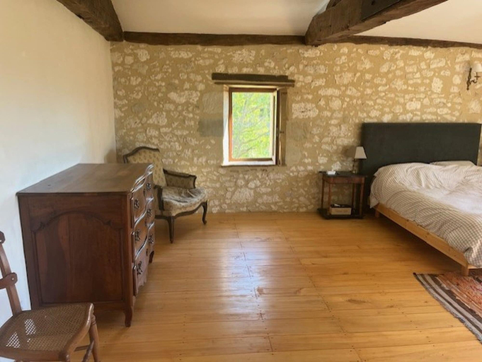 Room 5, Holiday Home in Pardaillan With Private Pool, Lot-et-Garonne