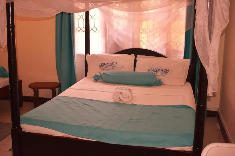 Room 4, Swahili Social House, Nyali