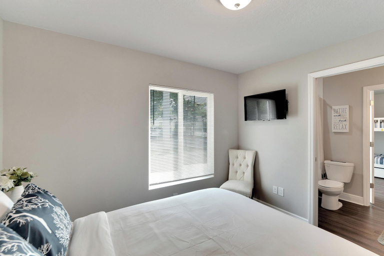 Interior 5, 6506 N 22nd St, Hillsborough