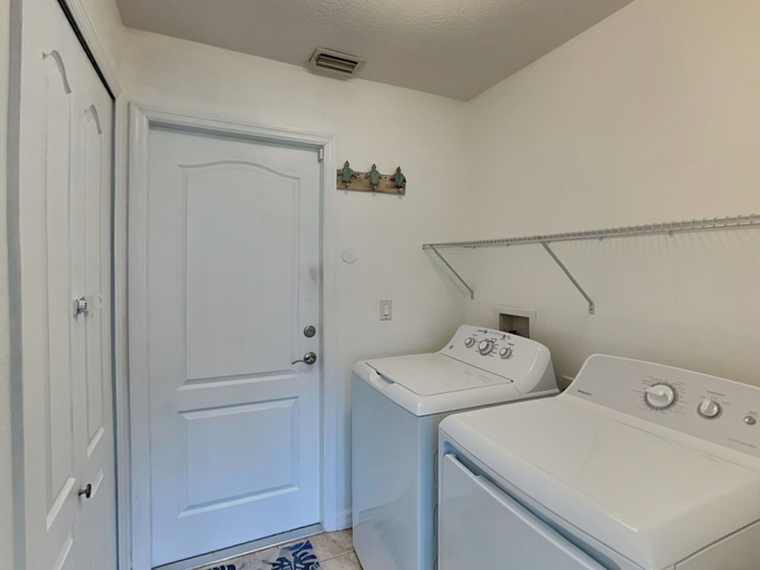 Bathroom 3, Shore Thing by Distinctive Beach Rentals, Flagler