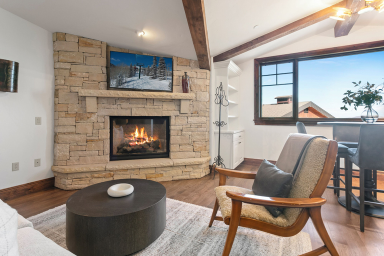 Living area 4, Ski in/Ski Out, One bedroom condo 1 Condo, Summit