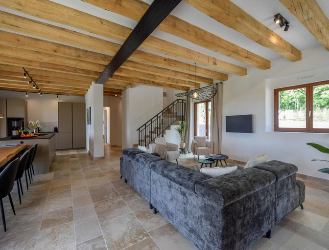 Living room 4, Elegant 10-guest Villa With Pool & Castle Views, Dordogne
