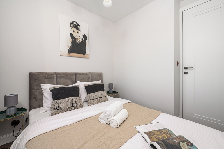 Room 5, Lumina premium apartment with city view, Warsaw