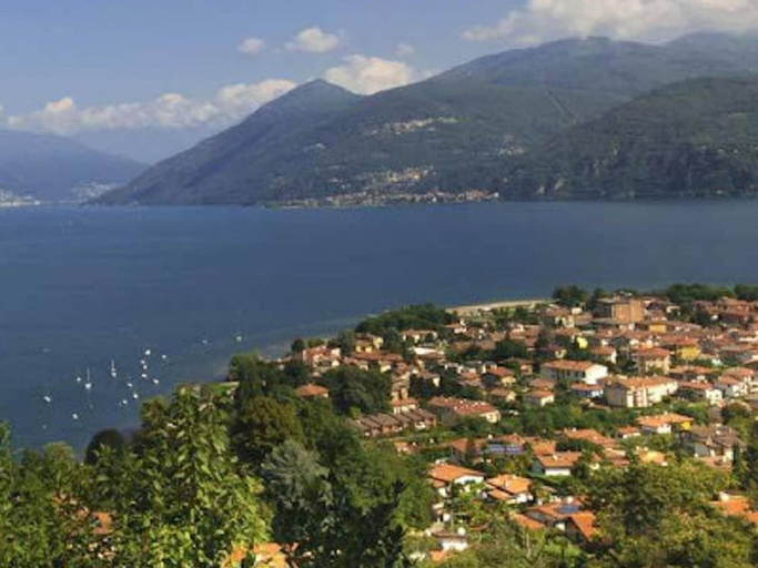 View from property 4, Holiday Home in Italy With Mountain Views, Varese