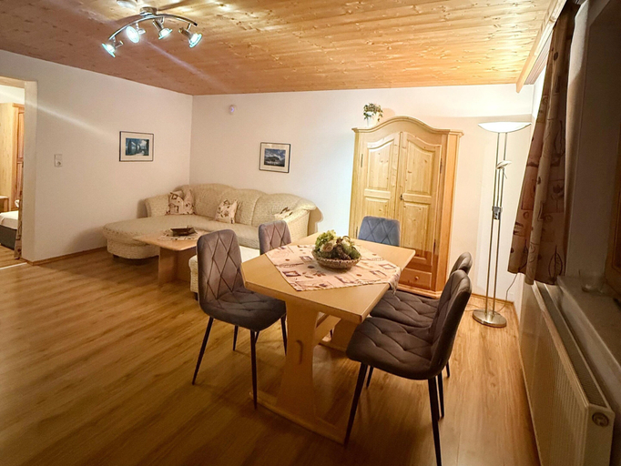 Living room 3, Apartment with Alpine views, Schwaz