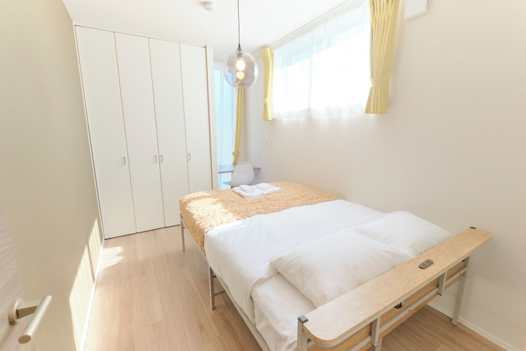 Bedroom 2, Everynet Shinjuku II by Tranova, Shinjuku