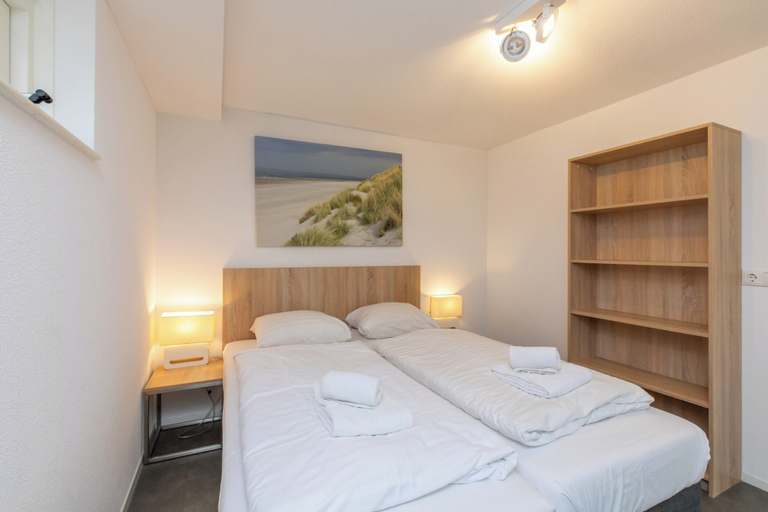 Room 5, Modern Comfort, Close to the Beach, Schouwen-Duiveland