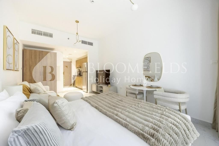Room 3, Bloomfeilds Central STU OASIS Masdar, Abu Dhabi City
