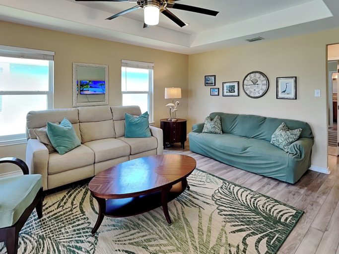 Others 5, Gulf Coast Getaway by Miss Kitty’s, Aransas