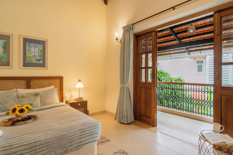 Room 4, ELIVAAS Celest 4 BHK Villa with Pvt Pool, North Goa