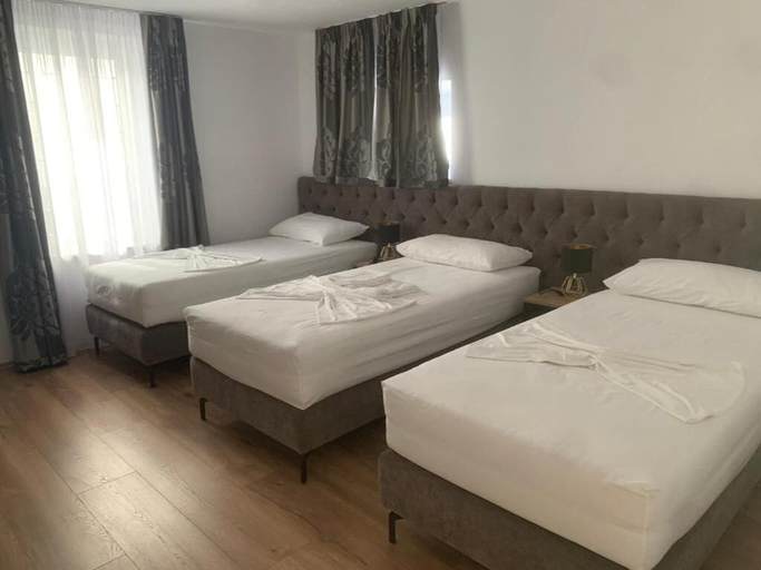 Bedroom 2, Vintage, Shkodrës