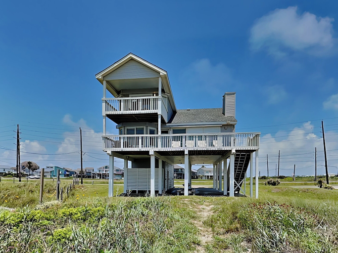 Exterior & Views, Whispering Sands Beachfront by Ryson Vacation Rentals, Galveston