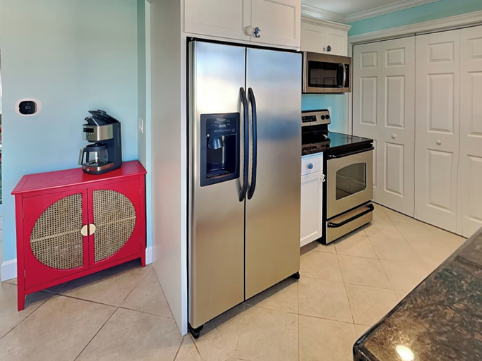 Others 5, Beach and Pool View by Ryson Vacation Rentals, Galveston