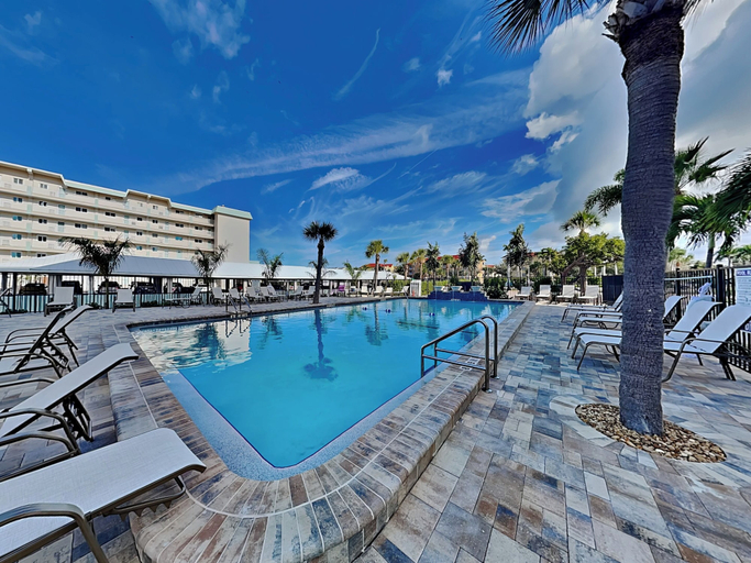 Sport & Beauty 2, Riviera Club 204 by Distinctive Beach Rentals, Lee