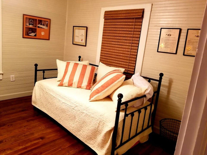 Bedroom 2, Clemson Memorabilia House, Pickens