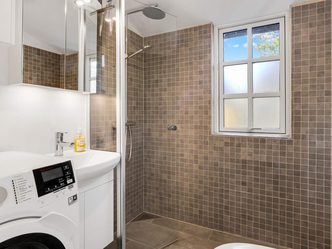 Bathroom 3, 4 Star Holiday Home in Romo, Tønder