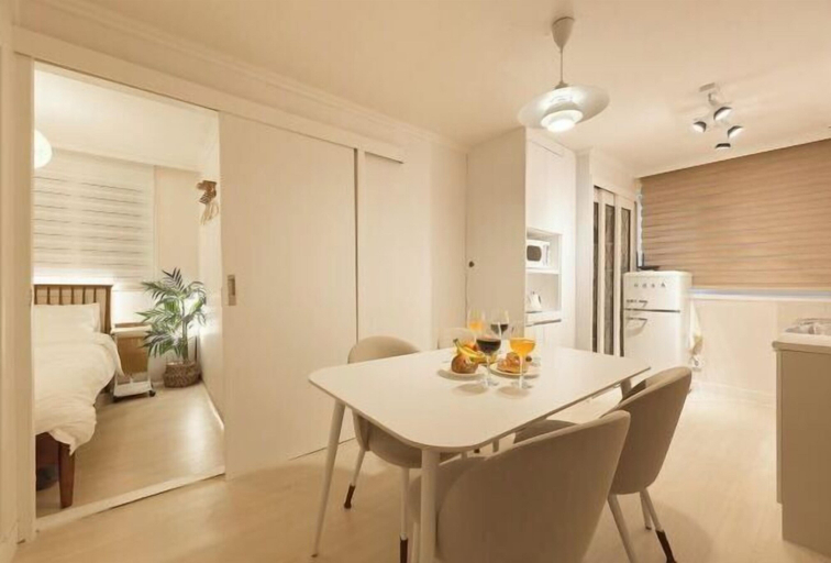 Room 5, Nldam stay, Yongsan