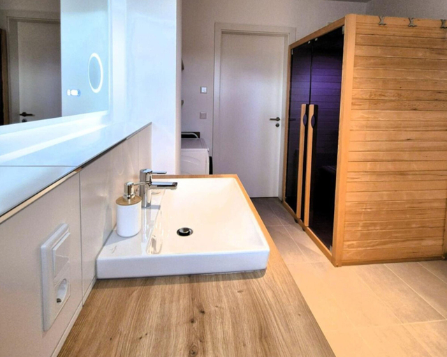 Bathroom 5, Penthouse in Winterberg Nahe Skilift, Hochsauerlandkreis