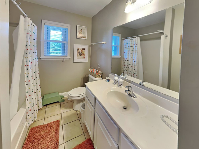 Bathroom 3, Bluebird by Topsail Realty, Pender
