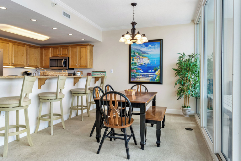 Food & Drinks, Sanibel by Southern Vacation Rentals, Baldwin