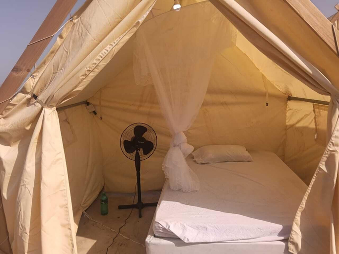 Room 2, Babalao Beach Resort  Backpackers & Tent, Malindi