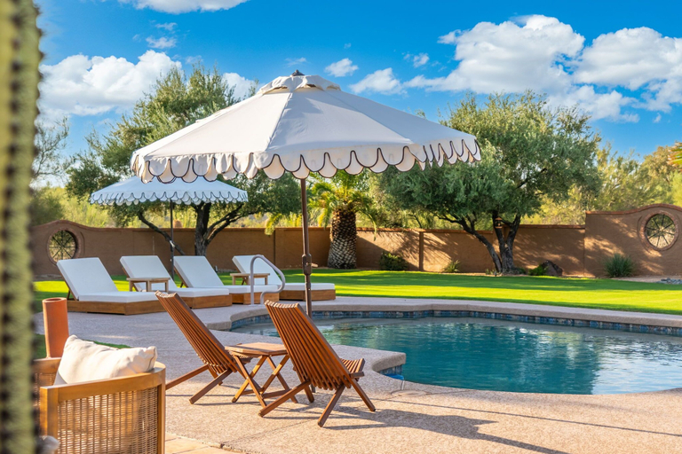 Room 3, NEW 2M Luxe N Scottsdale Estate w Heated Pool, Maricopa