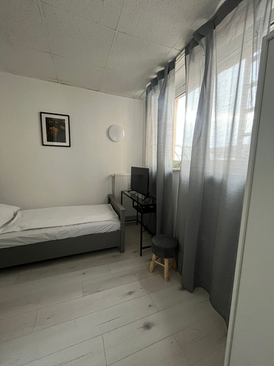 Room 5, Art Rock Airport Hotel, Köln
