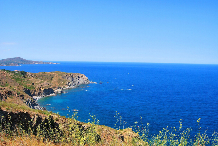 View from property 3, Sunny Apartment for Groups, Pyrénées-Orientales
