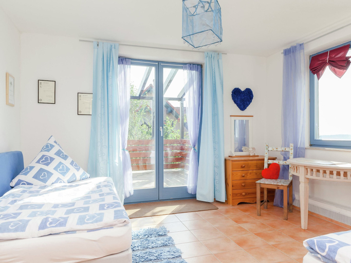 Bedroom 3, Villa mit Sauna und Garten, Vogelsbergkreis