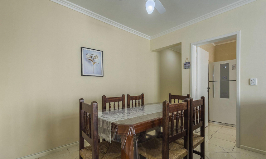 Dining 5, 2 Bdrm apt 250m From the Beach in Center Sdc0601, Balneário Arroio do Silva