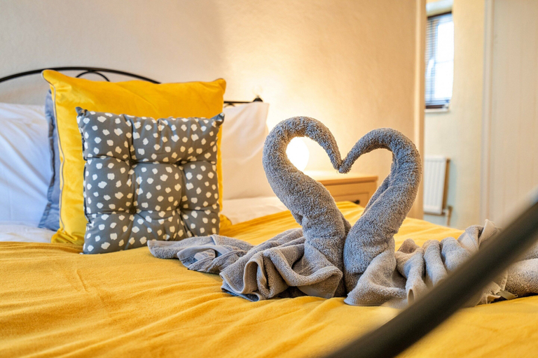 Bedroom 3, Cottage in Bradwell near Peak Cavern, Derbyshire