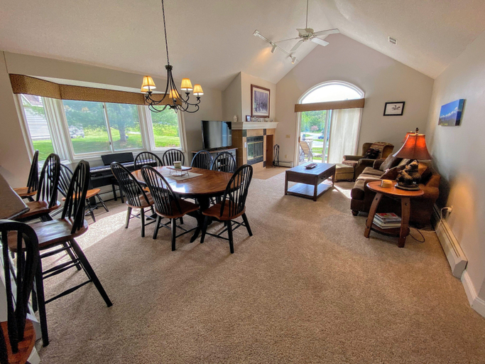 Interior 5, Fv23 Awesome on Golf Course in Bretton Woods With Mountain Views, Coos