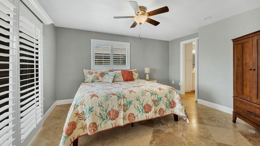 Interior 3, Npl829, Charlotte