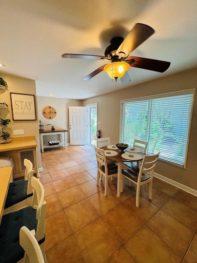 Dining 5, 105a 12th Street South Back 2 Bedroom Apts by RedAwning, Manatee
