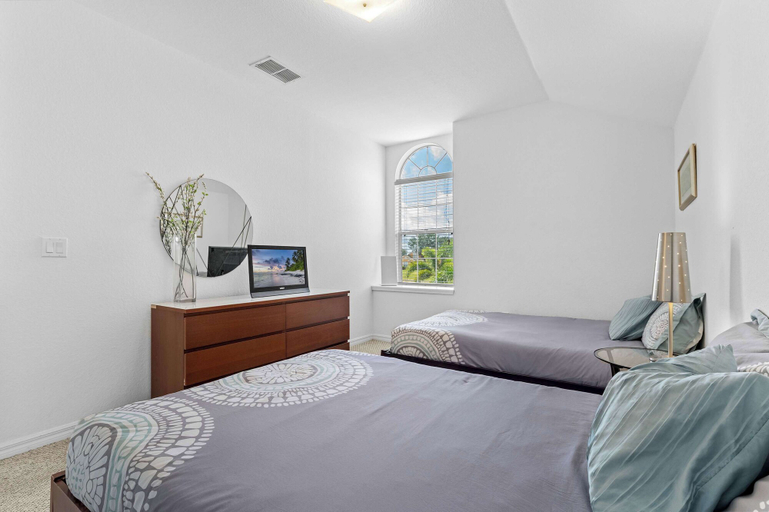 Bedroom 2, Great Escape to Marbella South, Polk
