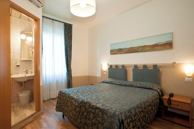 Bedroom 2, Arcobaleno Boutique Hotel, Siena