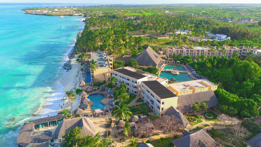Exterior & Views 2, Reef & Beach Resort, Kusini