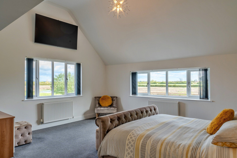 Room 4, Farmhouse in Weston Near Sandy Beaches, Somerset