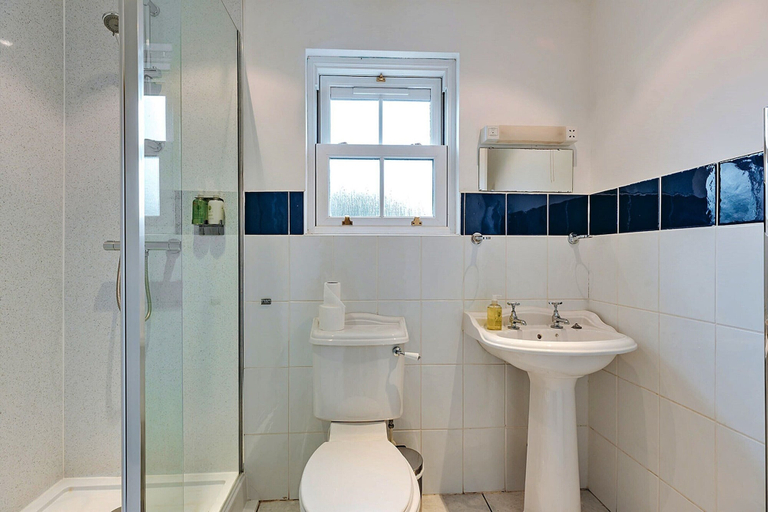 Bathroom 5, Netley Hall - Jasmine, Shropshire
