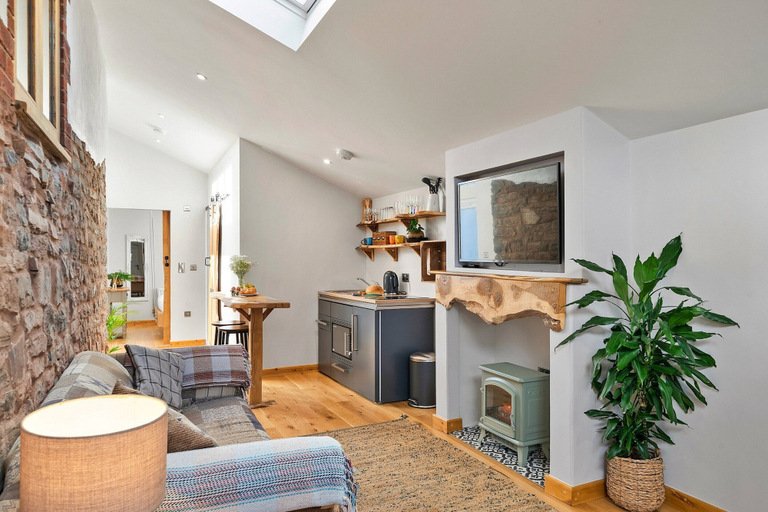 Living room 4, Barn in Devon With Stargazing Bed, Devon