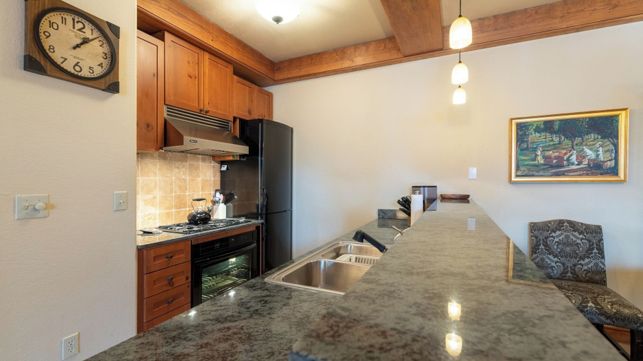 Others 3, Palmyra 3D by Avantstay Gorgeous Condo in Great Location!, San Miguel